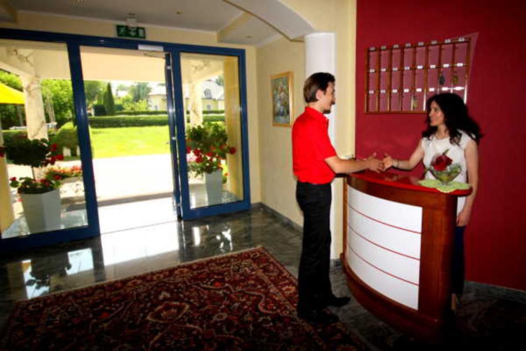 Pension Helios Sankt Kanzian am Klopeiner See Buitenkant foto