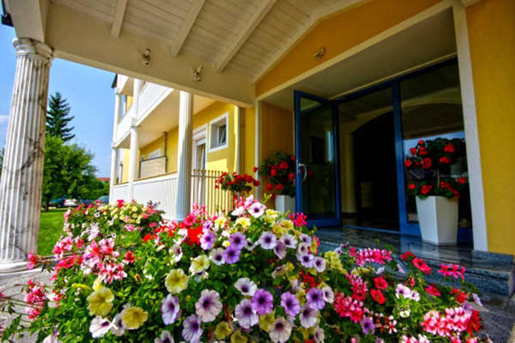 Pension Helios Sankt Kanzian am Klopeiner See Buitenkant foto