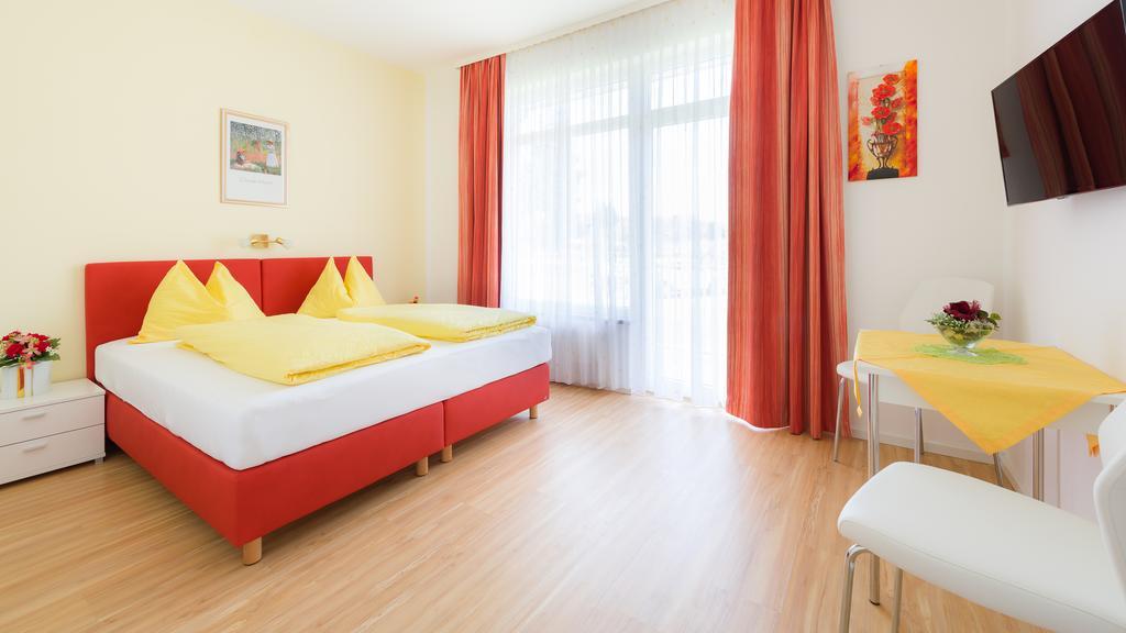 Pension Helios Sankt Kanzian am Klopeiner See Buitenkant foto